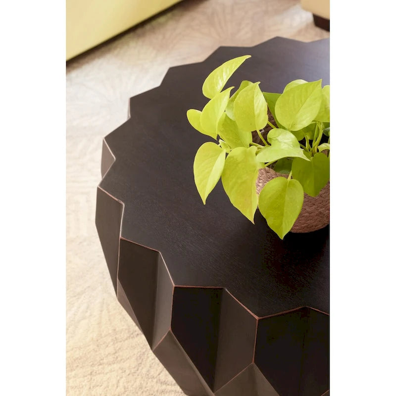 Table basse ronde en bois massif noir vieilli de 29 po
